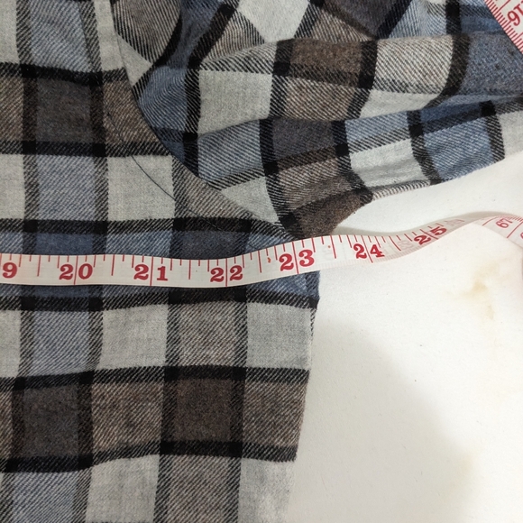 Johnston & Murphy Flannel Shirt - Picture 3 of 5